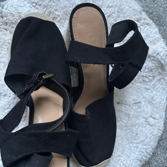 H&M Black Canvas Espadrilles with Cream Sole - Picture 8 of 8